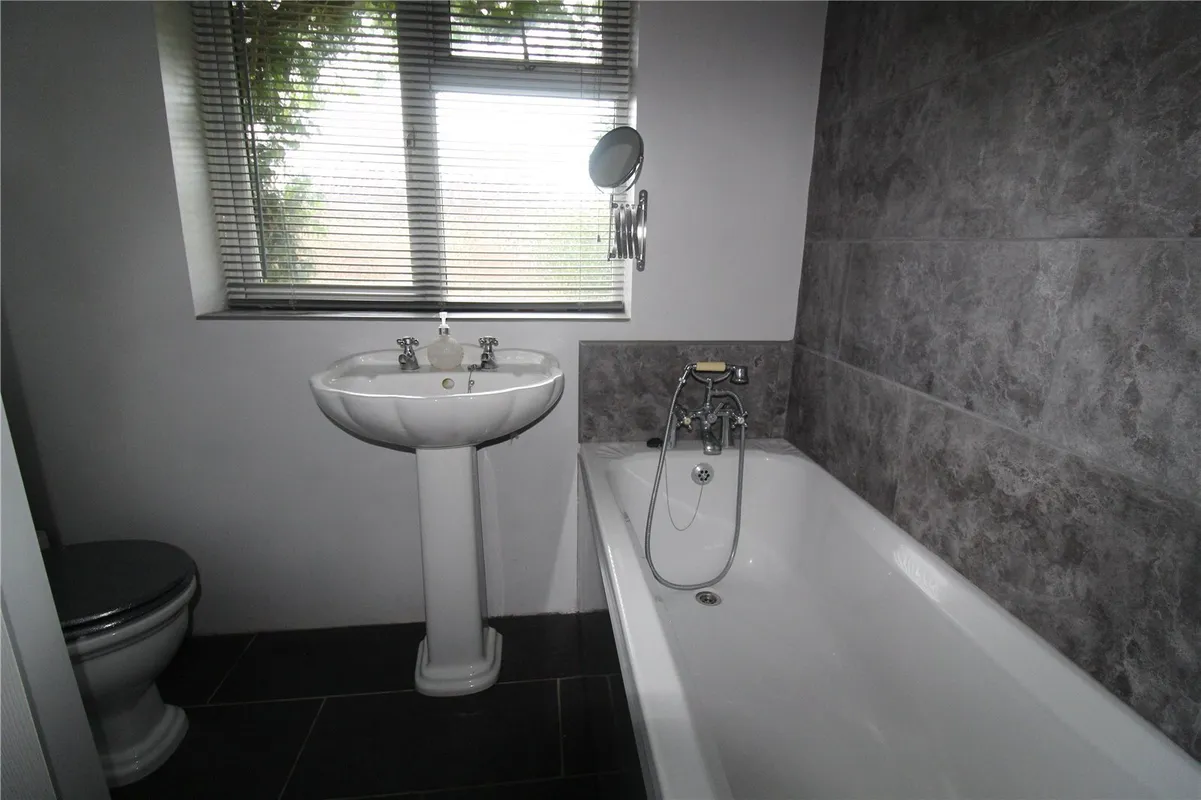 Ethelbert Road, Canewdon Rochford, Essex, SS4