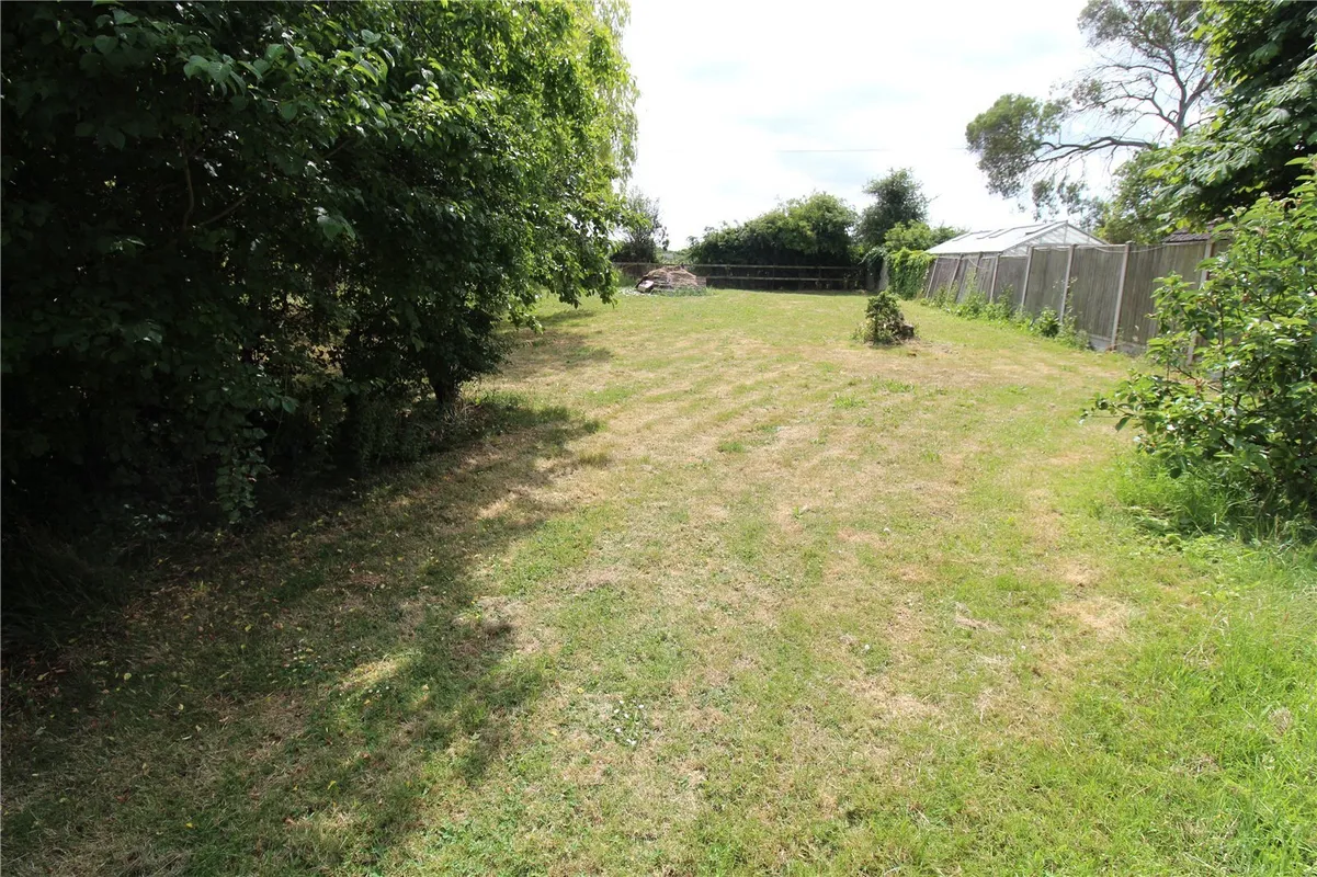 Ethelbert Road, Canewdon Rochford, Essex, SS4