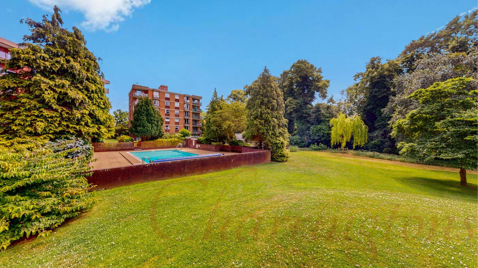 Two-Bed Flat for Sale in Prime West Hendon Location  Verulam Court, NW9 Image 11