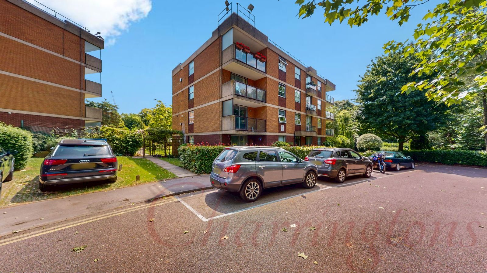 Two-Bed Flat for Sale in Prime West Hendon Location  Verulam Court, NW9 Image 17