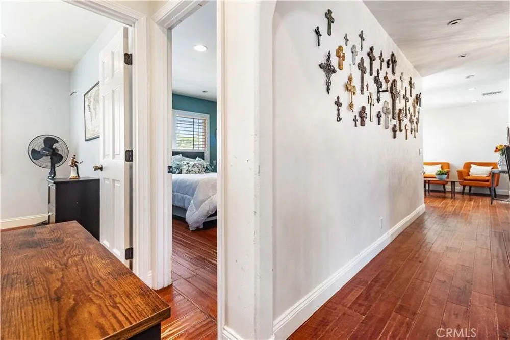 8921 Geyser Ave, Northridge, CA 91324