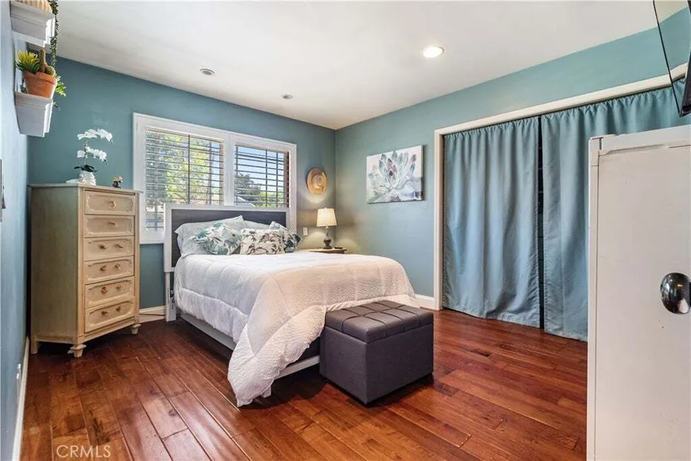 8921 Geyser Ave, Northridge, CA 91324