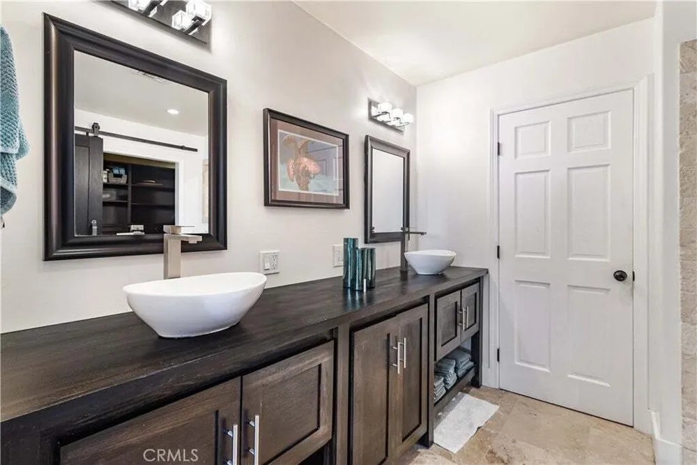 8921 Geyser Ave, Northridge, CA 91324