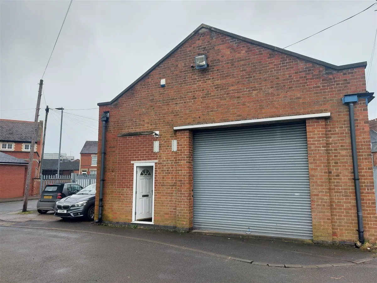 Unit 2A Rosebery Avenue, Melton Mowbray, Le13 1bl