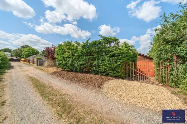 Malvern Close, Newmarket, CB8 photo 6