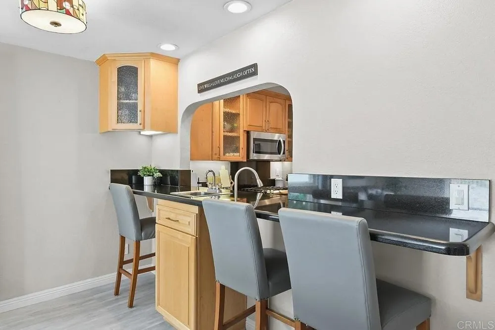 9933 Golden West Ln, Santee, CA 92071