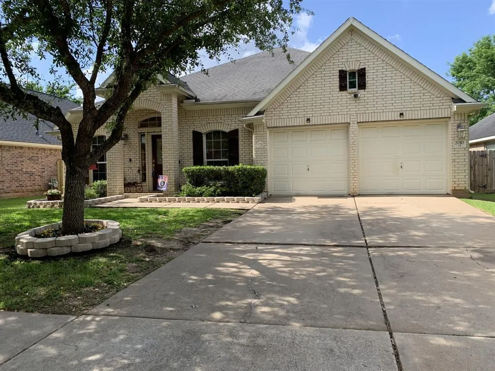 2010 Mound Lake Dr, Richmond, TX 77406