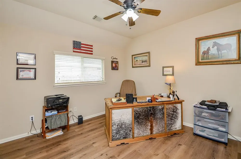 2010 Mound Lake Dr, Richmond, TX 77406