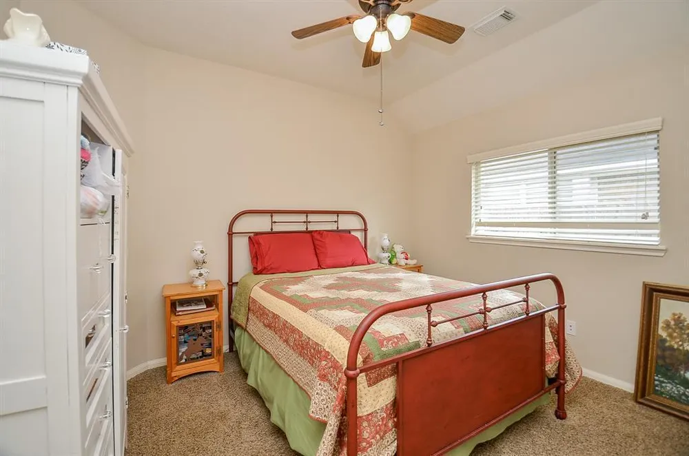 2010 Mound Lake Dr, Richmond, TX 77406