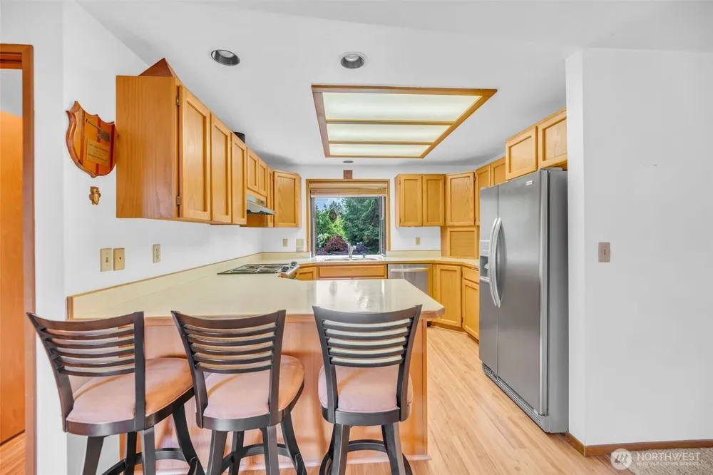 623 SW 122nd St, Seattle, WA 98146