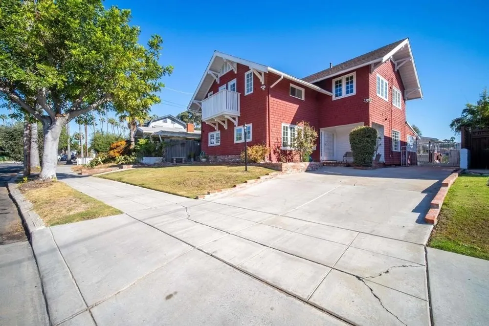 4778 Panorama Dr, San Diego, CA 92116