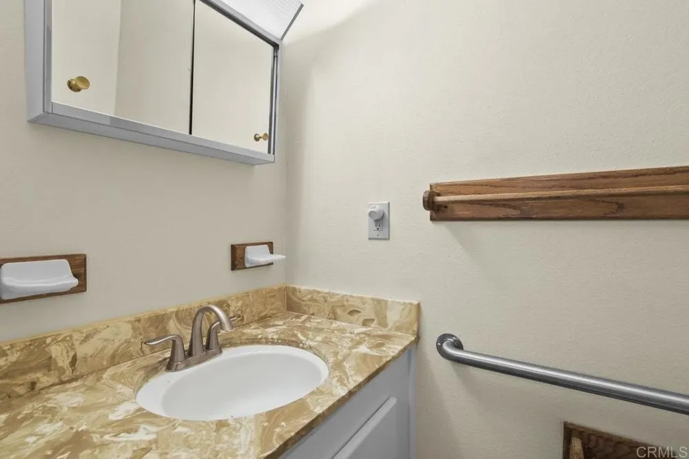 11923 Royal Rd, El Cajon, CA 92021
