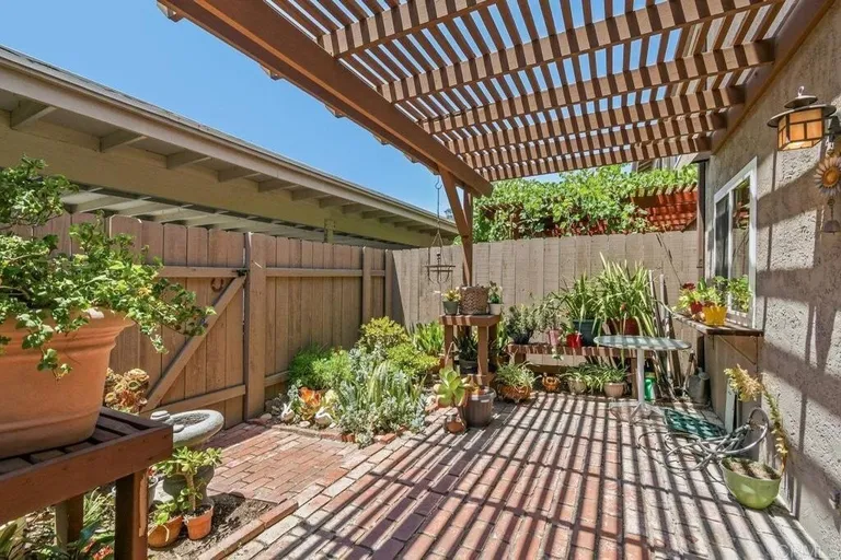 11923 Royal Rd, El Cajon, CA 92021