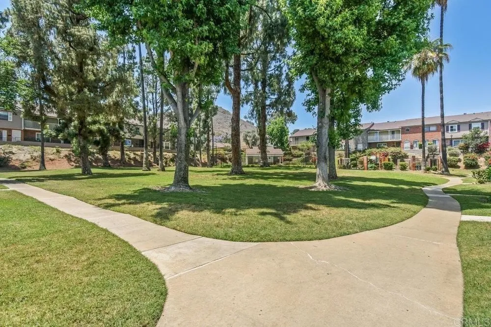 11923 Royal Rd, El Cajon, CA 92021