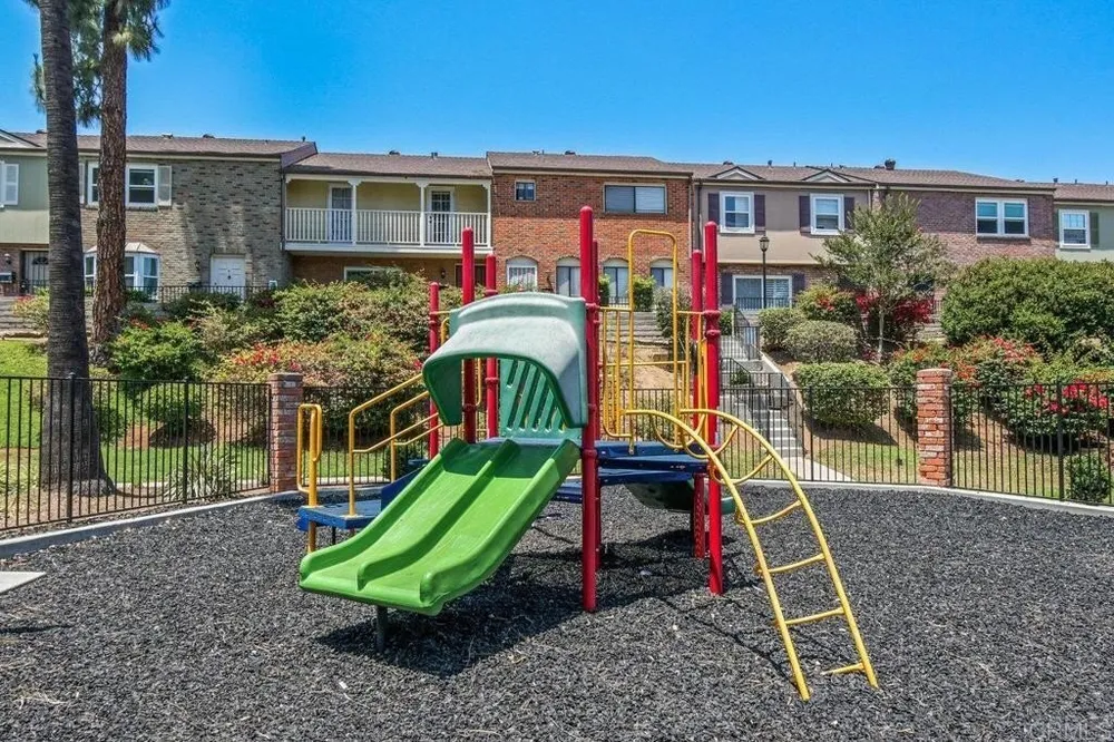 11923 Royal Rd, El Cajon, CA 92021