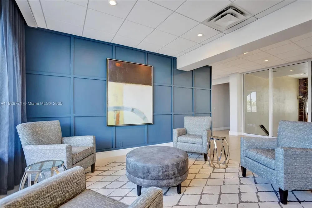 1180 S Ocean Blvd, Boca Raton, FL 33432