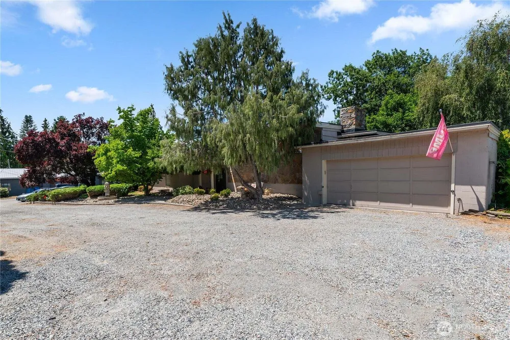 1714 N Astor Ct, East Wenatchee, WA 98802