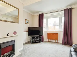 Woodside View, Leeds thumb 3