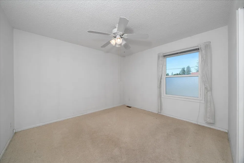956 E 30th Ave, Spokane, WA 99203