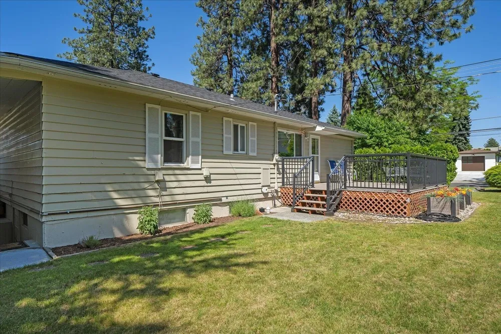 956 E 30th Ave, Spokane, WA 99203