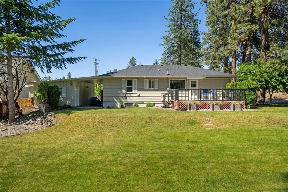 956 E 30th Ave, Spokane, WA 99203