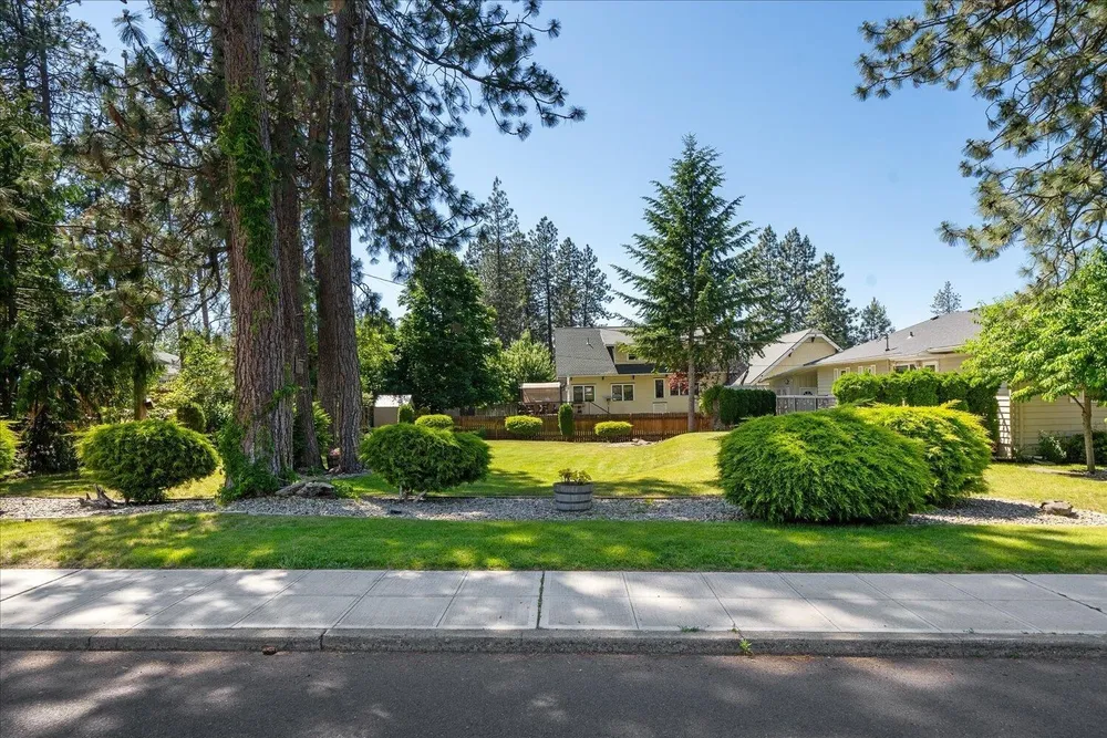 956 E 30th Ave, Spokane, WA 99203