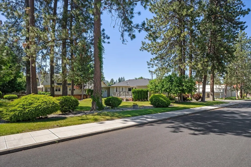 956 E 30th Ave, Spokane, WA 99203