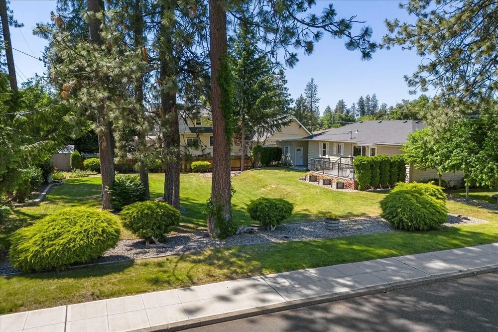 956 E 30th Ave, Spokane, WA 99203