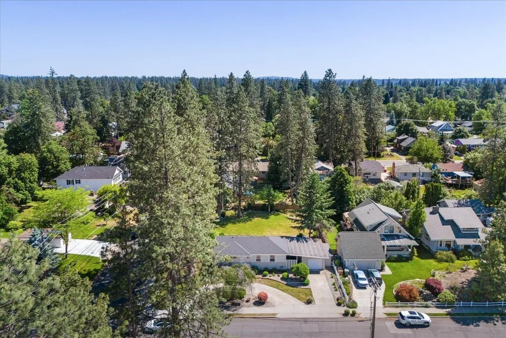 956 E 30th Ave, Spokane, WA 99203