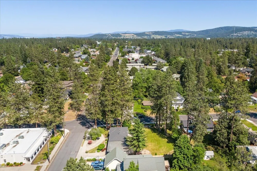 956 E 30th Ave, Spokane, WA 99203