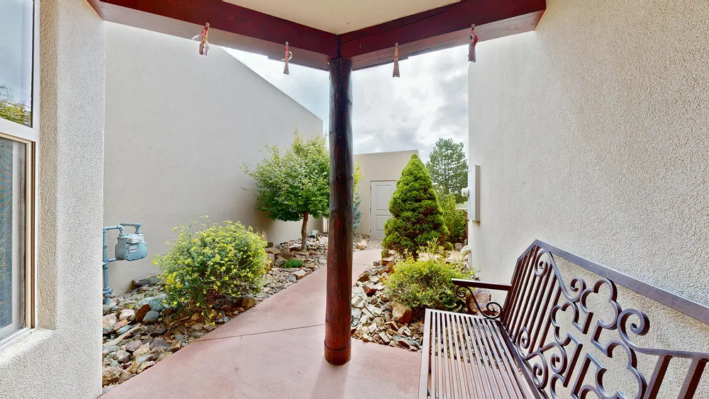 245 Pueblo Loop, Alto, NM 88312