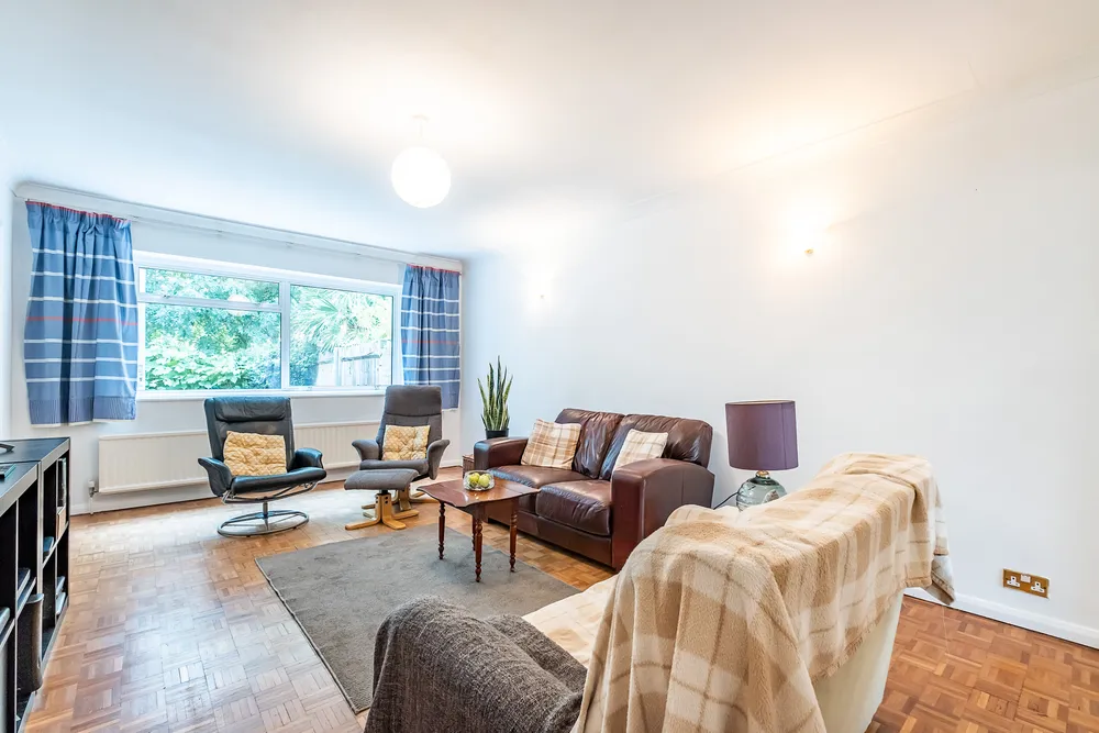 Brentcot Close, Ealing, W13