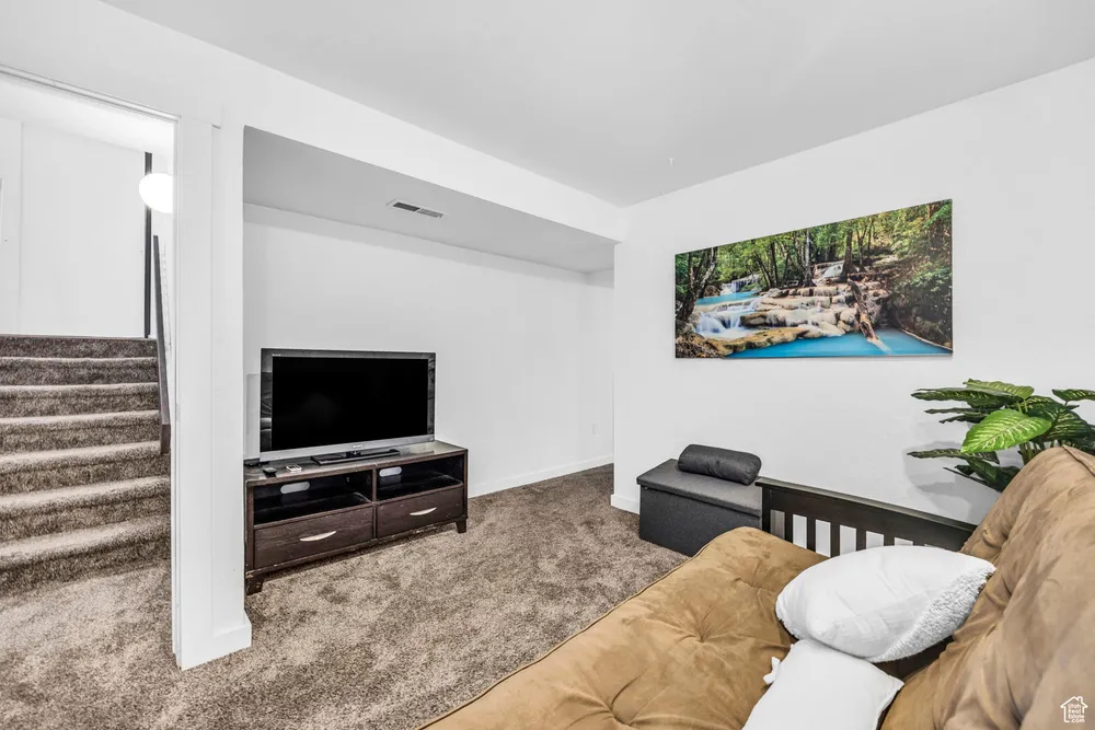 1882 E 5775 S, South Ogden, UT 84403