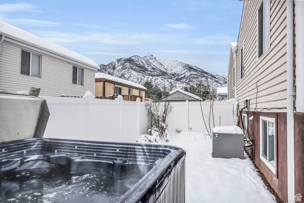 1882 E 5775 S, South Ogden, UT 84403