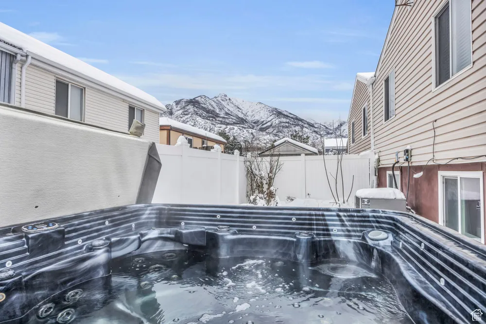 1882 E 5775 S, South Ogden, UT 84403