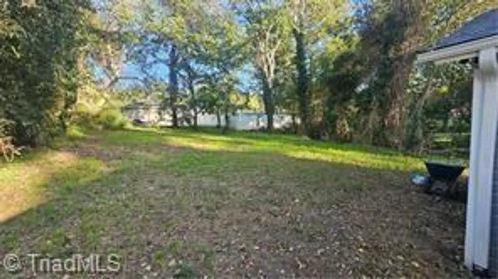 1457 Douglas St, Winston-Salem, NC 27105
