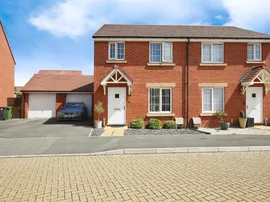 Plantation Avenue, Marcham, Abingdon photo
