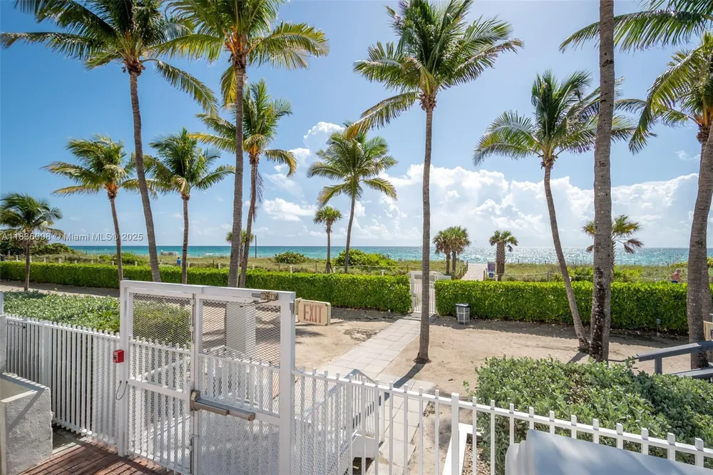5005 Collins Ave, Miami Beach, FL 33140