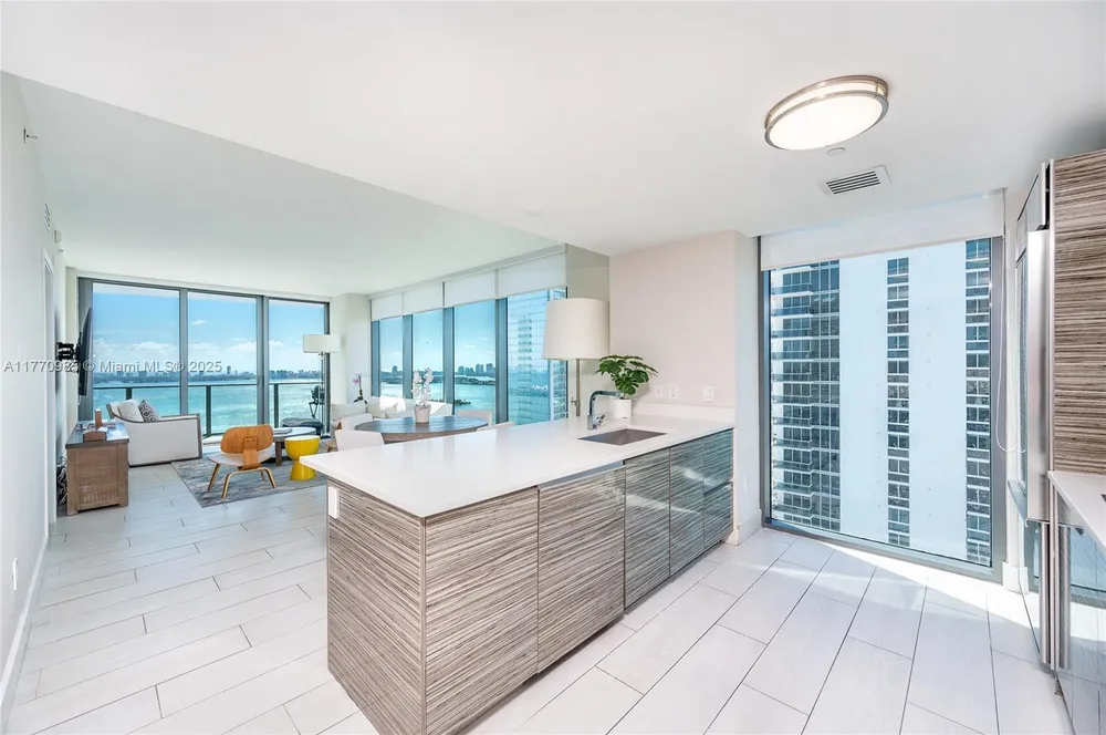 460 NE 28th St, Miami, FL 33137