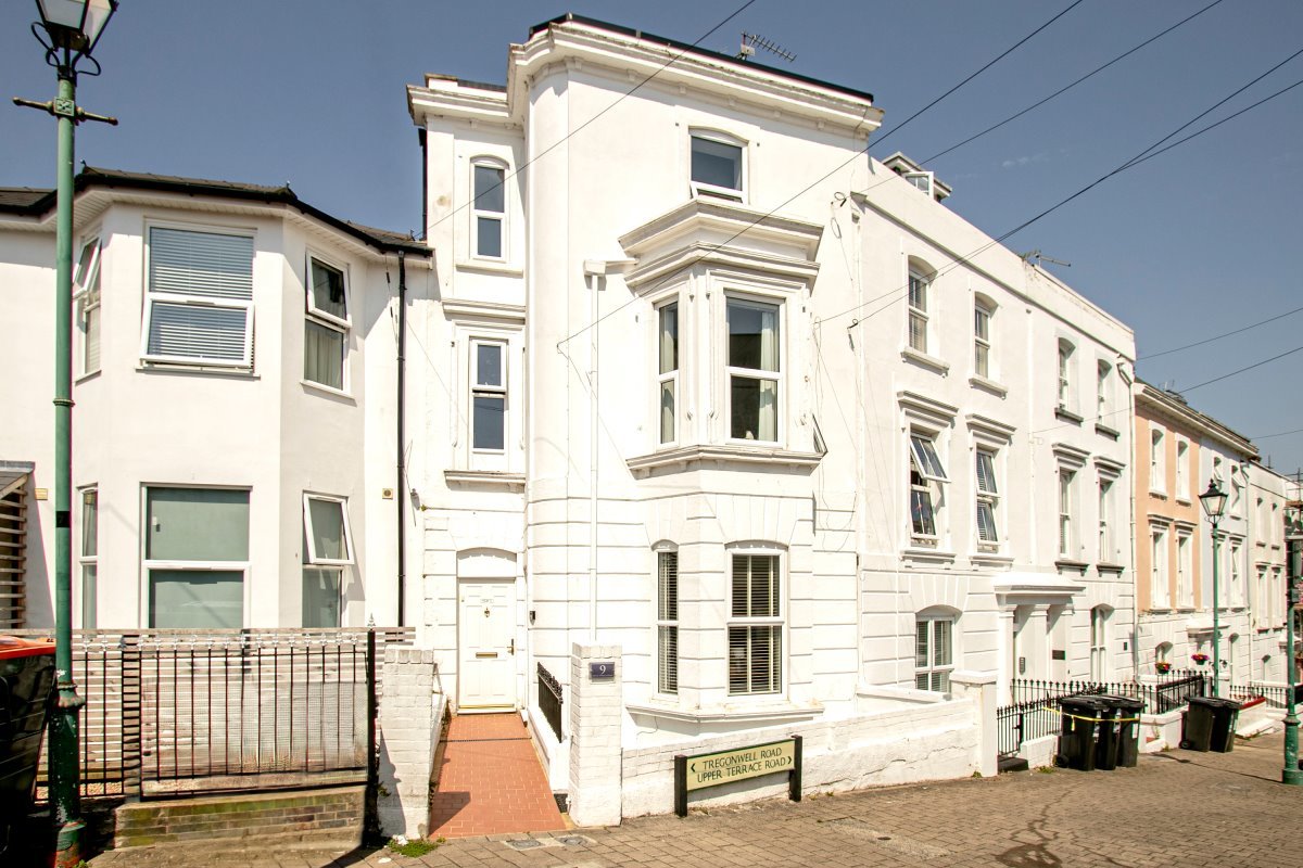 Upper Terrace Road, Bournemouth Image 2