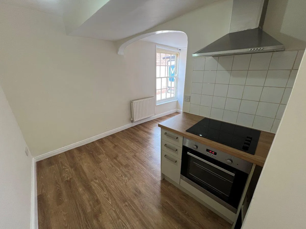 FOX YARD, LEICESTER STREET, MELTON MOWBRAY