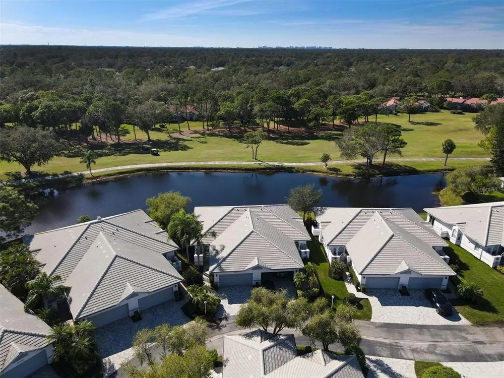 5662 Long Common Circle, Sarasota, FL 34235