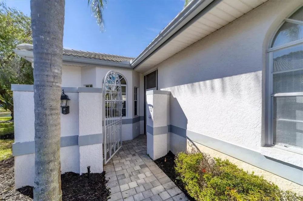 5662 Long Common Circle, Sarasota, FL 34235