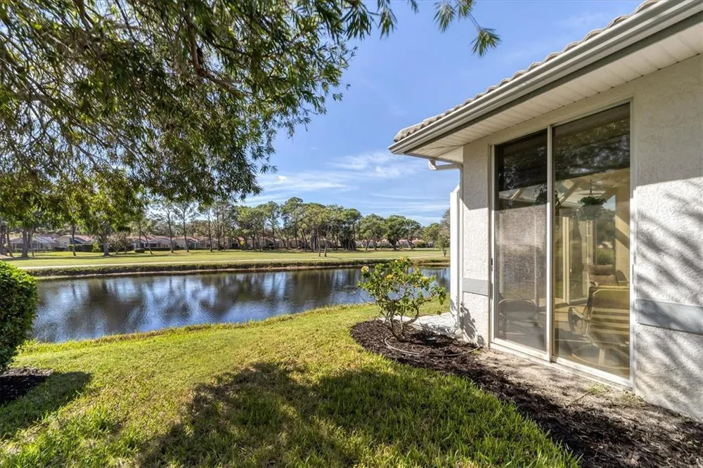 5662 Long Common Circle, Sarasota, FL 34235