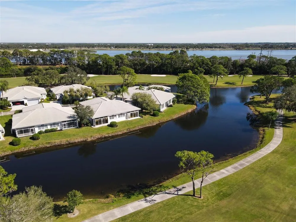 5662 Long Common Circle, Sarasota, FL 34235