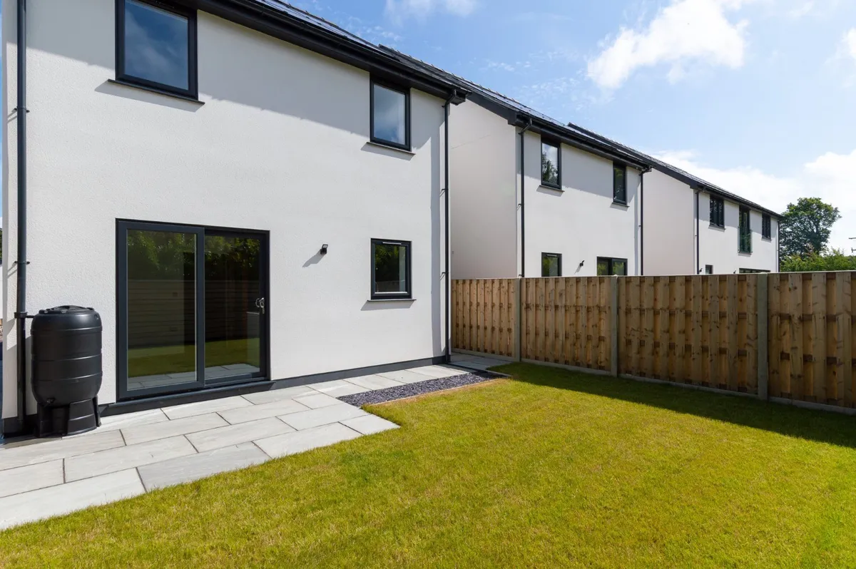 Gwalchmai, Isle of Anglesey, LL65