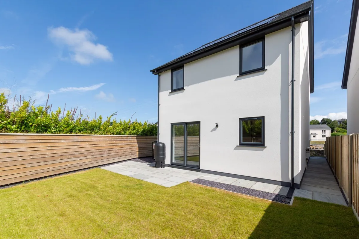 Gwalchmai, Isle of Anglesey, LL65