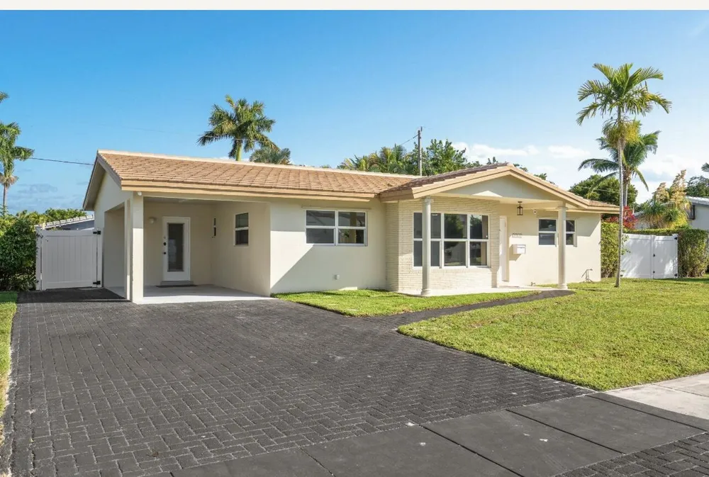 5040 NE 22nd Ave, Pompano Beach, FL 33064