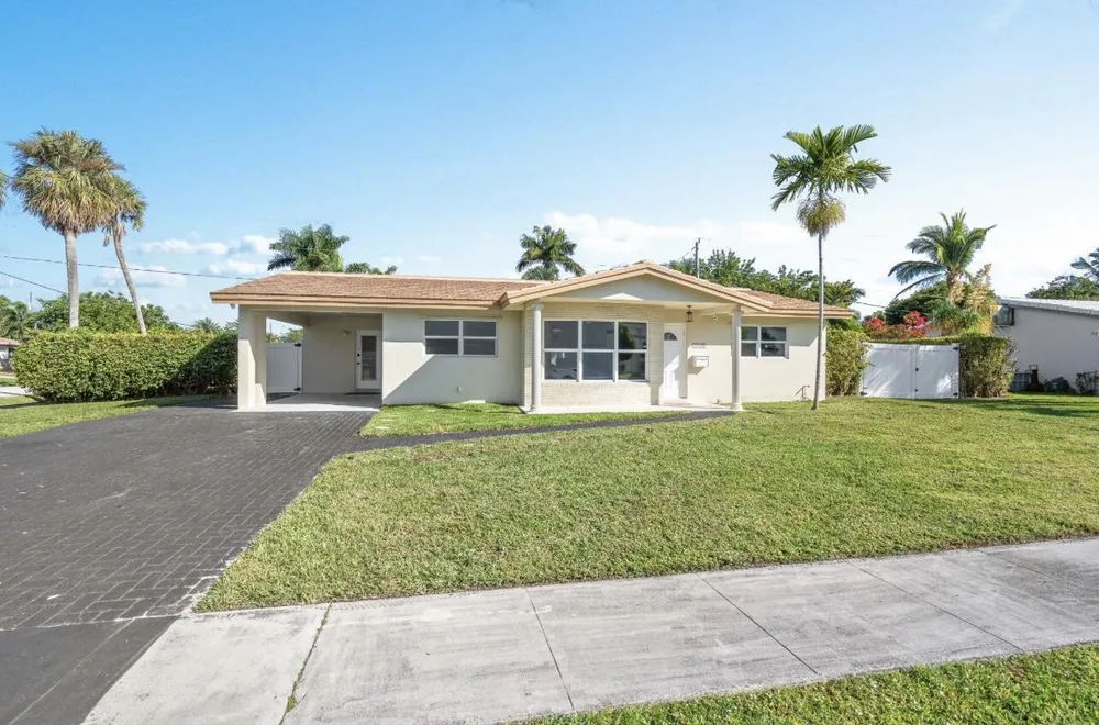 5040 NE 22nd Ave, Pompano Beach, FL 33064