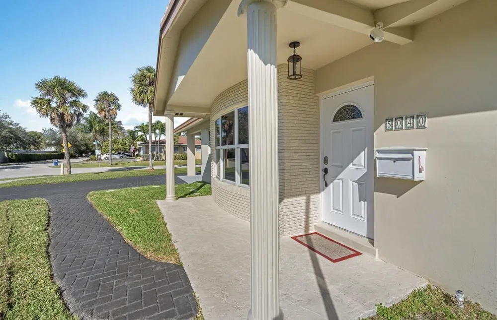 5040 NE 22nd Ave, Pompano Beach, FL 33064